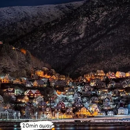 Lovely With Free Parking In Shared Apartment Bergen